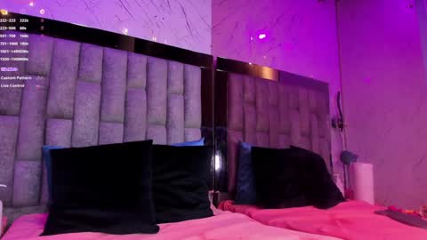 Snapshot of ashleycampbell_ chatting on 01.06.25 Ashley online show from 01.06.25