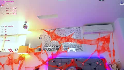 Snapshot of ashleyjonse chatting on 10.29.25 AshleyJonse online show from 10.29.25