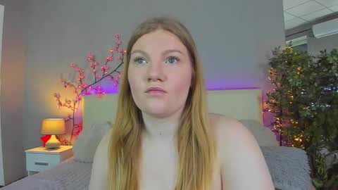 Snapshot of ashleyjonse chatting on 05.19.26 AshleyJonse online show from 05.19.26