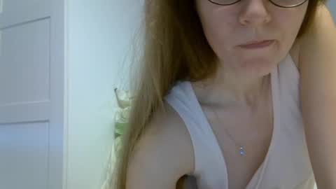 Snapshot of ashleyspice chatting on 05.14.26 Ashley online show from 05.14.26