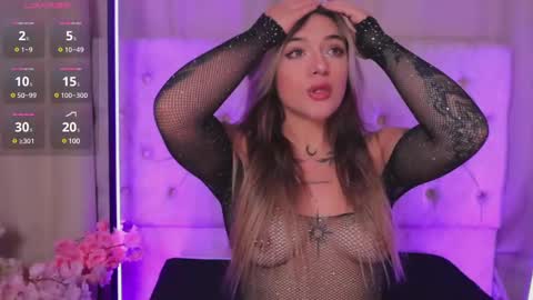 Ashley Lauren online show from 02.21.25