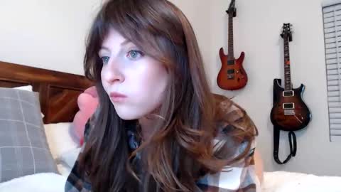 Snapshot of ashleyyylove13 chatting on 10.18.25 Ashley Love online show from 10.18.25