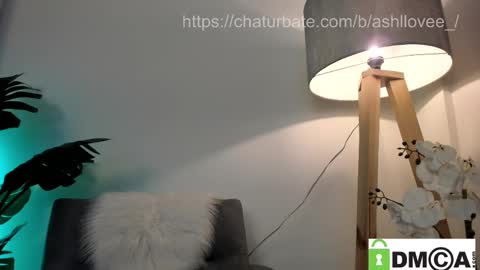 Snapshot of ashllovee_ chatting on 02.28.25 ashllovee online show from 02.28.25