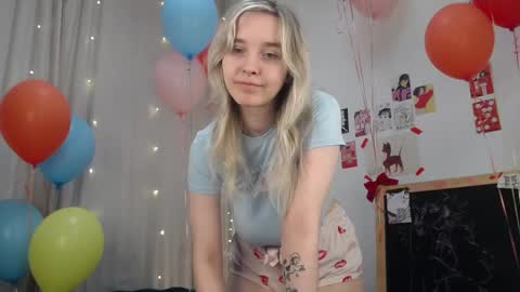 ashly_cherry online show from 05.04.26