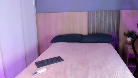 Snapshot of ashly_hills chatting on 01.08.26 Ashly online show from 01.08.26