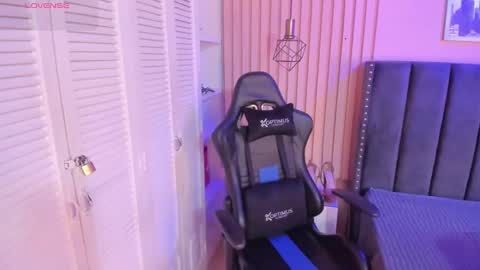 ashlye_miller_ online show from 02.19.25