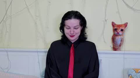 Snapshot of ashlyvincente chatting on 11.24.25 Kristine online show from 11.24.25