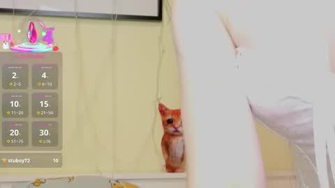 Snapshot of ashlyvincente chatting on 11.25.25 Kristine online show from 11.25.25