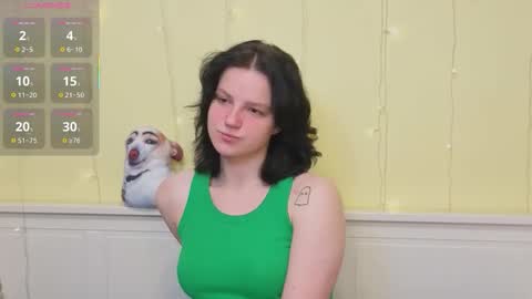 Snapshot of ashlyvincente chatting on 01.11.26 Kristine online show from 01.11.26