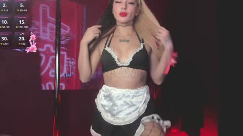 Snapshot of ashmila chatting on 01.29.25 Mila online show from 01.29.25