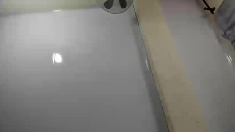 Snapshot of asiam_brunet chatting on 10.16.25 Camila online show from 10.16.25