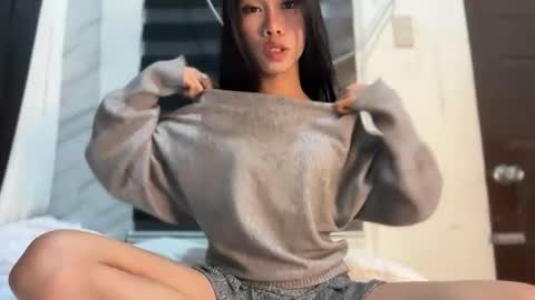 Snapshot of asian_aki chatting on 03.21.26 Marj online show from 03.21.26