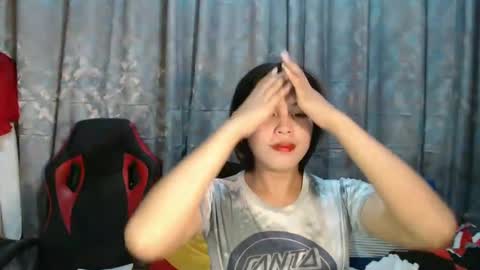 Snapshot of asian_boy_ralph143 chatting on 03.12.25 ELLE dont forget to follow and thumbs up online show from 03.12.25