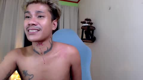 Snapshot of asian_cumsawyer chatting on 12.18.24 bigload CUM take me private show or passwordshow online show from 12.18.24