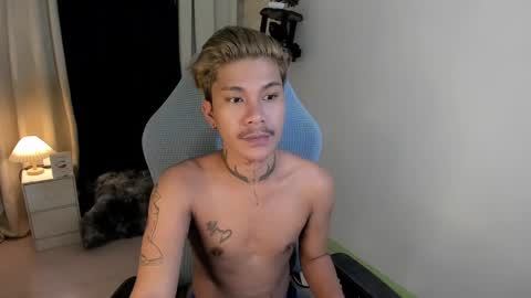 Snapshot of asian_cumsawyer chatting on 12.23.24 bigload CUM take me private show or passwordshow online show from 12.23.24