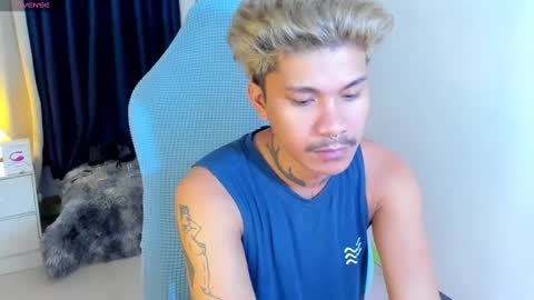 Snapshot of asian_cumsawyer chatting on 12.24.24 bigload CUM take me private show or passwordshow online show from 12.24.24