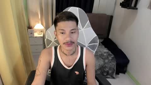 Snapshot of asian_cumsawyer chatting on 01.08.25 bigload CUM take me private show or passwordshow online show from 01.08.25