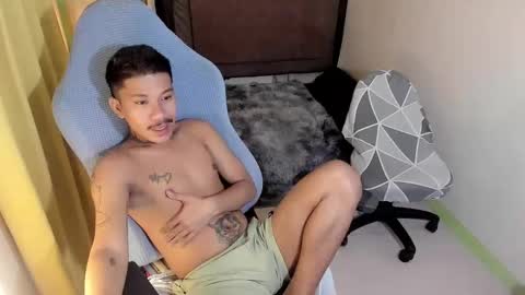 Snapshot of asian_cumsawyer chatting on 01.12.25 bigload CUM take me private show or passwordshow online show from 01.12.25