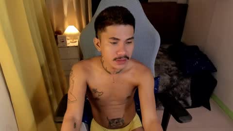 Snapshot of asian_cumsawyer chatting on 01.13.25 bigload CUM take me private show or passwordshow online show from 01.13.25