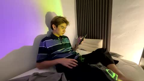 Snapshot of asian_cutie20 chatting on 03.06.25 Aidan online show from 03.06.25