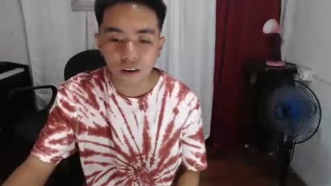 Snapshot of asian_janush chatting on 11.04.25 asian_janush online show from 11.04.25