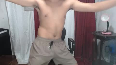 Snapshot of asian_janush chatting on 11.21.25 asian_janush online show from 11.21.25