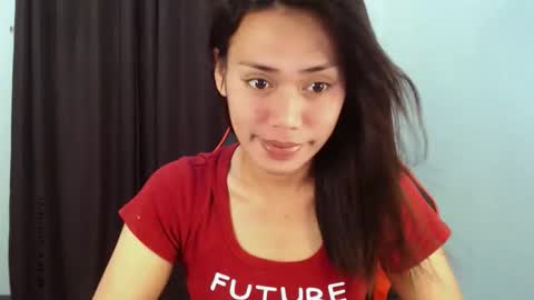 Snapshot of asian_kristellex chatting on 10.27.25 KRISTELLE online show from 10.27.25
