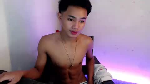 Snapshot of asian_lover05 chatting on 02.10.26 asian_lover05 online show from 02.10.26