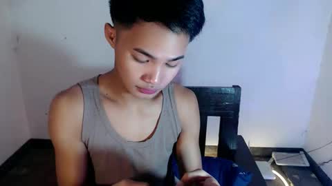 Snapshot of asian_lover05 chatting on 03.14.26 asian_lover05 online show from 03.14.26