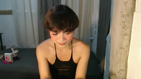Snapshot of asian_reyshell chatting on 09.09.25 Reyshell online show from 09.09.25