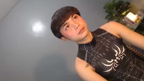 Reyshell online show from 02.15.26