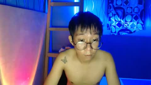 Snapshot of asian_seanbrownxxx chatting on 10.22.25 asian_seanbrownxxx online show from 10.22.25
