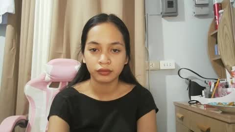 asian_trish online show from 10.15.25