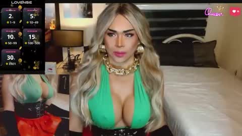 Snapshot of asianassetxxx chatting on 02.10.26 nicole online show from 02.10.26