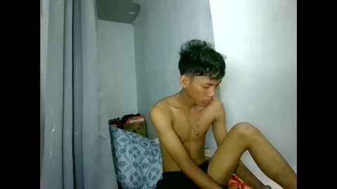 Snapshot of asiancockinsan chatting on 09.19.25 Isan online show from 09.19.25