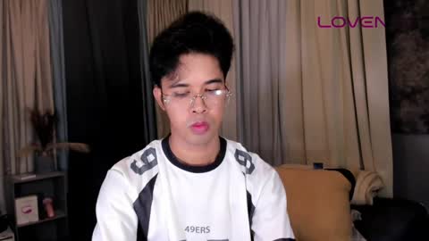 Snapshot of asiancum_peter chatting on 05.29.26 asiancum_peter online show from 05.29.26