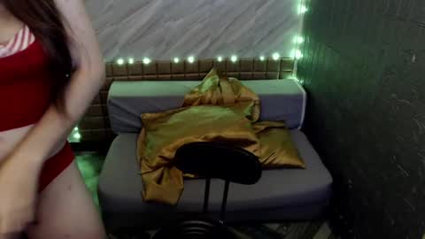 Snapshot of asiandollxxx4u chatting on 12.26.24 BELLA NOTCH online show from 12.26.24