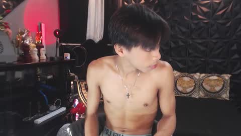 Snapshot of asianfuckertwink chatting on 11.26.25 asianfuckertwink online show from 11.26.25