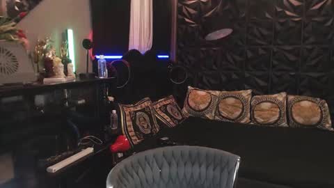 Snapshot of asianfuckertwink chatting on 11.27.25 asianfuckertwink online show from 11.27.25