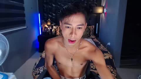 Snapshot of asianfuckertwink chatting on 12.14.25 asianfuckertwink online show from 12.14.25