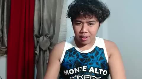 Snapshot of asianharddick00 chatting on 05.25.26 asianharddick00 online show from 05.25.26