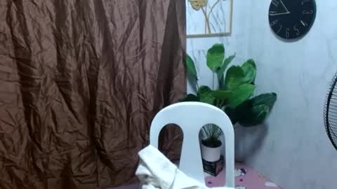 Nico online show from 02.04.25