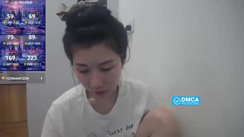 Snapshot of asiank4 chatting on 10.13.25 Asia online show from 10.13.25