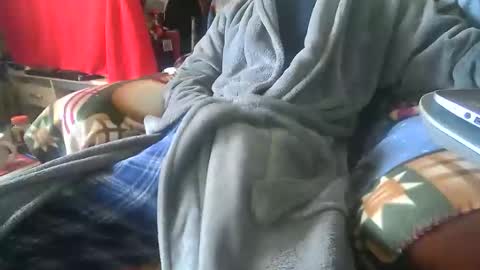 Snapshot of asianlooker chatting on 12.22.24 John online show from 12.22.24