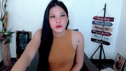 lucy gwapa online show from 11.01.25