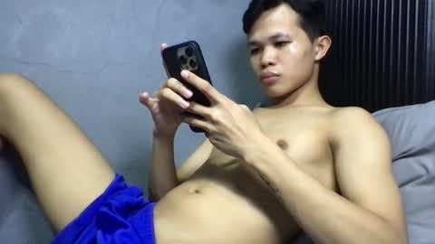 Snapshot of asiantwinkmark chatting on 03.18.26 Mark online show from 03.18.26