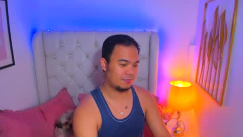 Snapshot of asianzero chatting on 02.03.25 Zero online show from 02.03.25