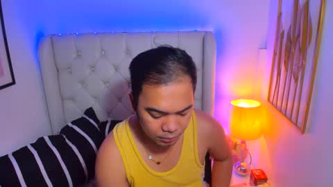 Snapshot of asianzero chatting on 02.10.25 Zero online show from 02.10.25