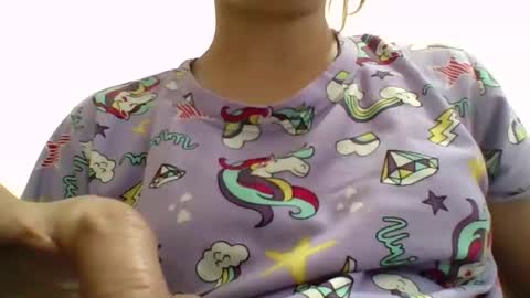 Snapshot of asianzoe4youxx chatting on 12.15.25 Zoe online show from 12.15.25