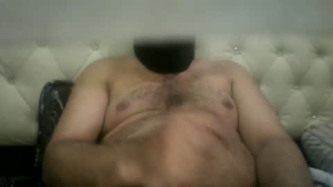 Snapshot of asifzamma chatting on 10.17.25 asifzamma online show from 10.17.25